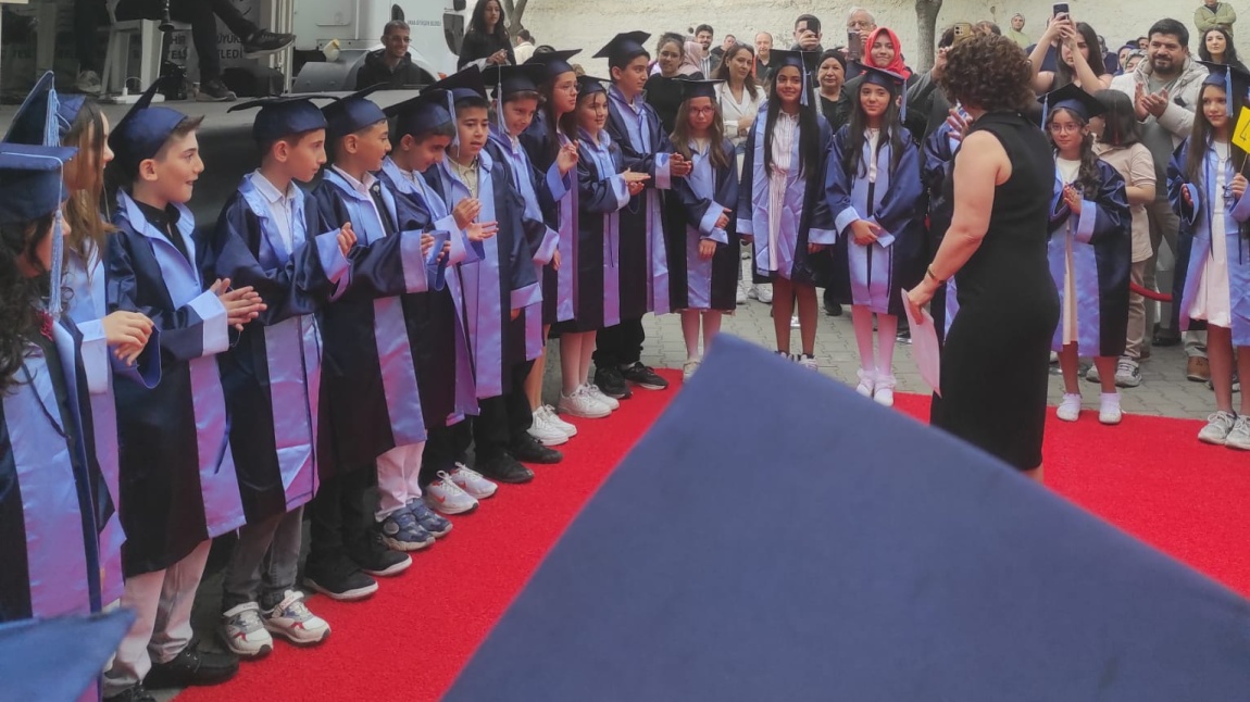 4.SINIF ÖĞRENCİLERİMİZİN MEZUNİYET TÖRENİNİ YAPTIK